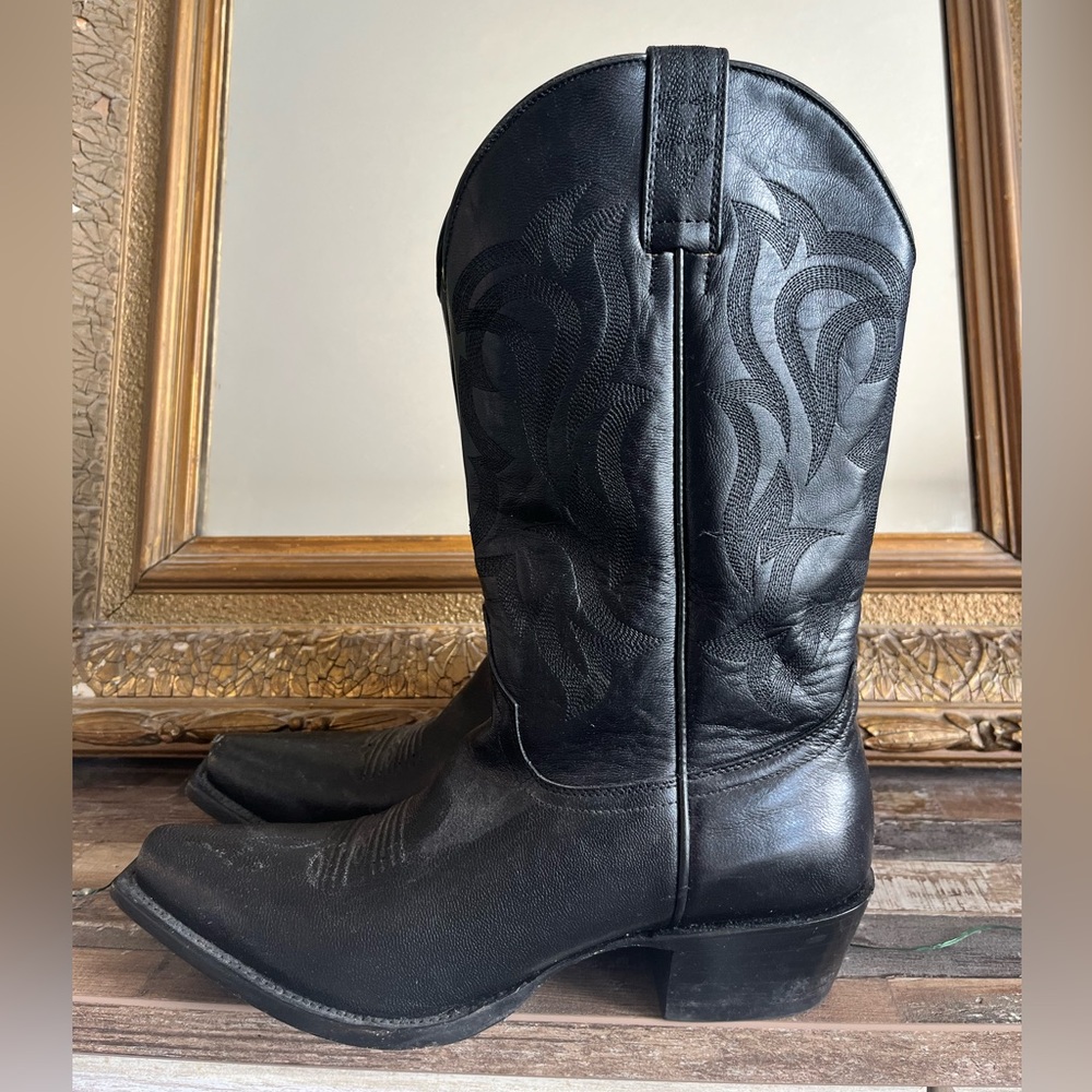 Shyanne Women’s Gemma Western Boots-Snip Toe. Only worn once
